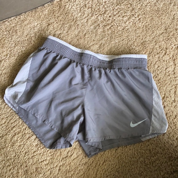 Gray Nike shorts - Picture 1 of 2